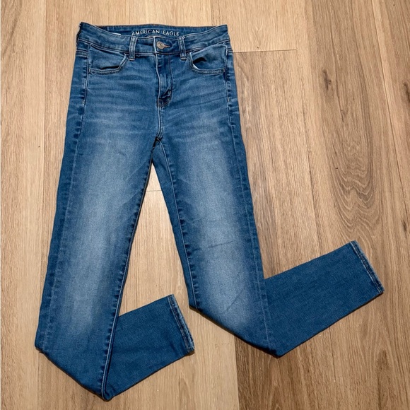 American Eagle Outfitters Denim - American Eagle Women's Denim Hi-Rise Jegging Next Level Stretch Jeans size 4